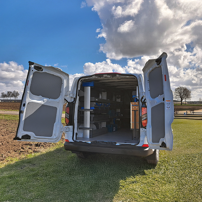 MHC-Mobility-Ford-Transit-Einbau-Tuer-offen